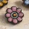 Colorful flower decorative buttons, fashionable clothing accessories, available in multiple colors and hand-stitched Application Scenario
